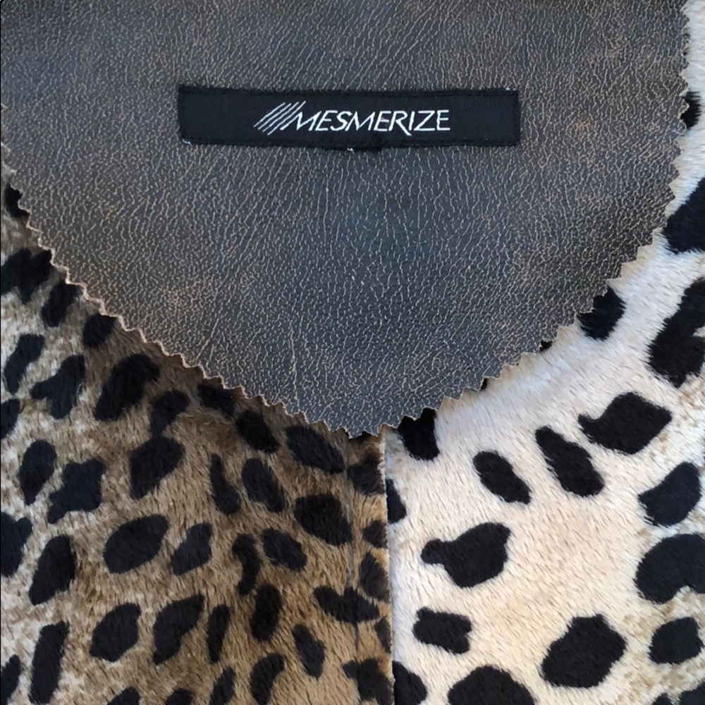 Coat - Picture 5 of 8